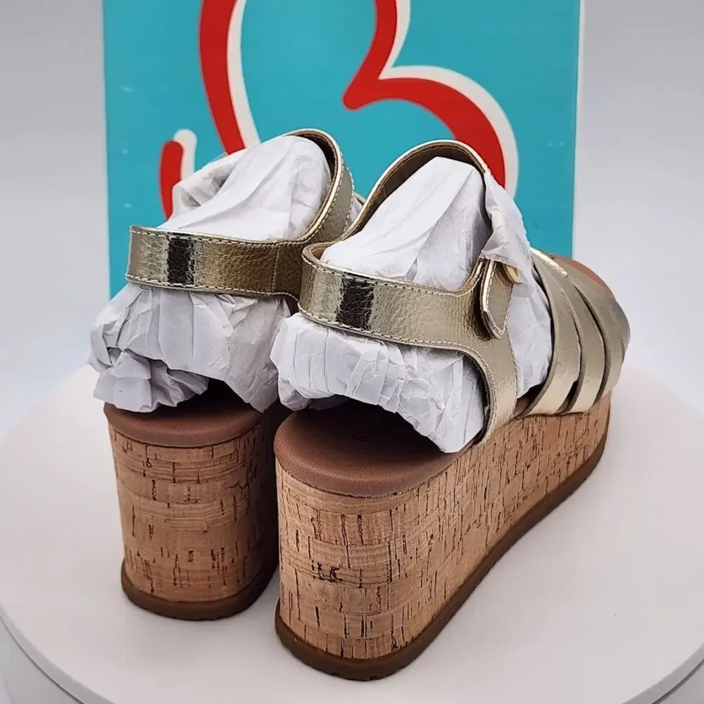 NEW BareTraps Savannah Light Gold Platform Wedge Sandals Women's Size 8M Comfort